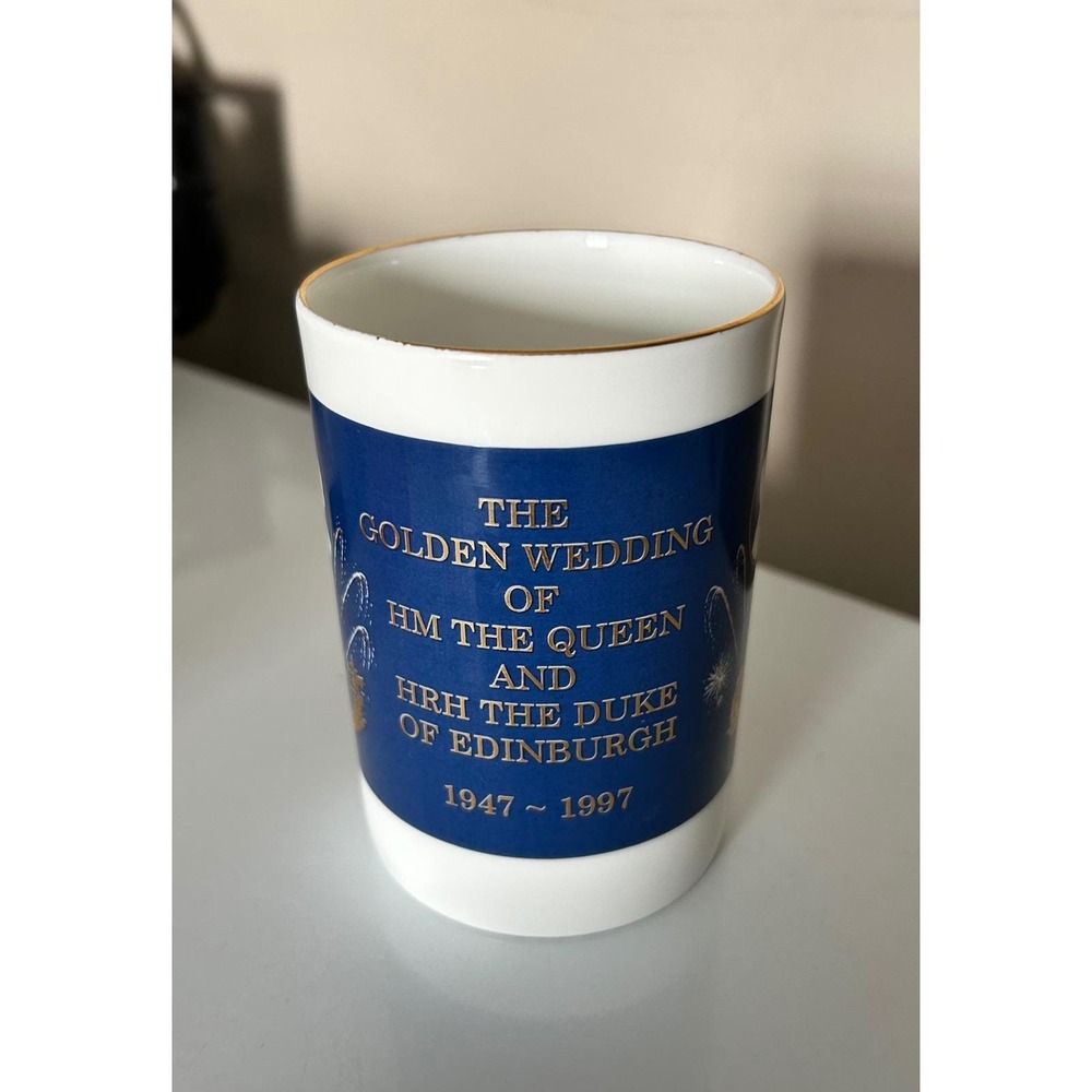 Berkshire Queen Elizabeth II Prince Philip Golden Wedding Mug Sandringham House